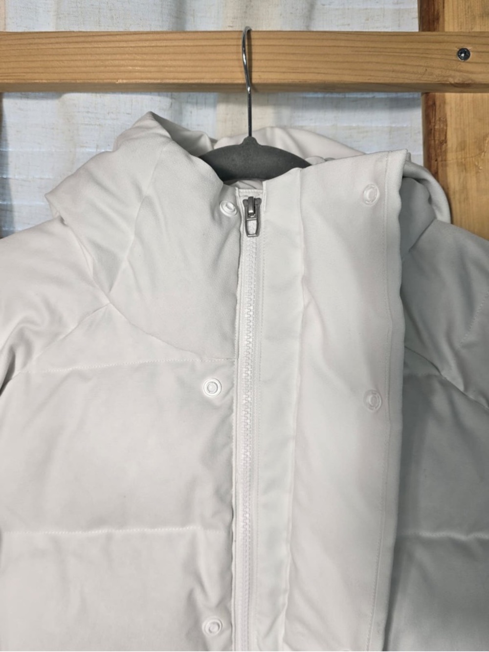 LuluLemon wunder men White down Puffer Jacket with Hood - Picture 3 of 7
